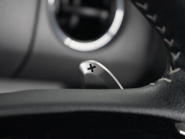 Ｎ－ＢＯＸカスタム Ｌターボスタイル＋ブラック　１オ－ナ－　ナビ　Ｒカメ　ＥＴＣ　両電扉　ＢＴ　地デジ　シートヒーター　ブラックアルミホイール　運転席ハイトアジャスターシート　合皮シート　インテリア内装ブラック　シートバックテーブル　サイドバイザー（21枚目）