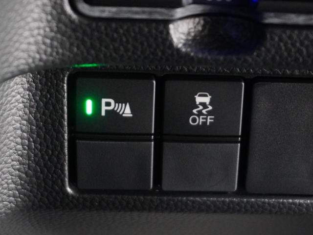 Ｎ－ＢＯＸカスタム Ｌターボスタイル＋ブラック　１オ－ナ－　ナビ　Ｒカメ　ＥＴＣ　両電扉　ＢＴ　地デジ　シートヒーター　ブラックアルミホイール　運転席ハイトアジャスターシート　合皮シート　インテリア内装ブラック　シートバックテーブル　サイドバイザー（22枚目）