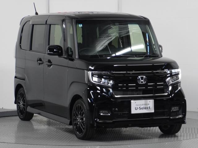 Ｎ－ＢＯＸカスタム Ｌターボスタイル＋ブラック　１オ－ナ－　ナビ　Ｒカメ　ＥＴＣ　両電扉　ＢＴ　地デジ　シートヒーター　ブラックアルミホイール　運転席ハイトアジャスターシート　合皮シート　インテリア内装ブラック　シートバックテーブル　サイドバイザー（26枚目）