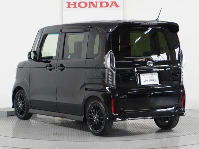 Ｎ－ＢＯＸカスタム Ｌターボスタイル＋ブラック　１オ－ナ－　ナビ　Ｒカメ　ＥＴＣ　両電扉　ＢＴ　地デジ　シートヒーター　ブラックアルミホイール　運転席ハイトアジャスターシート　合皮シート　インテリア内装ブラック　シートバックテーブル　サイドバイザー（28枚目）