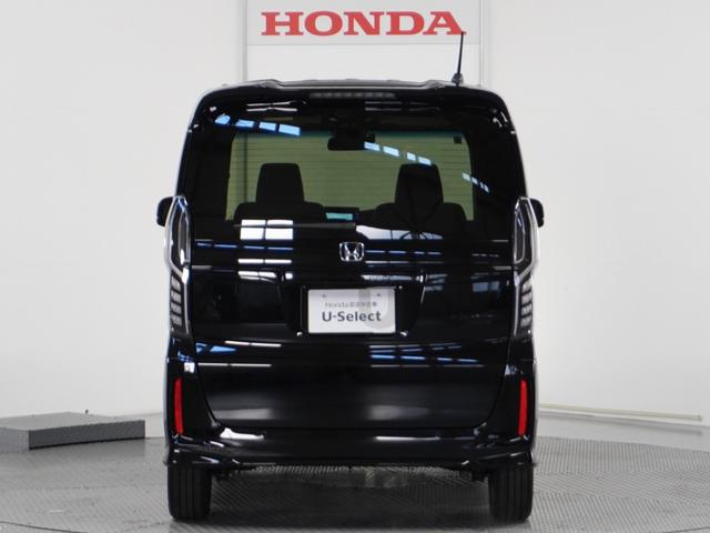 Ｎ－ＢＯＸカスタム Ｌターボスタイル＋ブラック　１オ－ナ－　ナビ　Ｒカメ　ＥＴＣ　両電扉　ＢＴ　地デジ　シートヒーター　ブラックアルミホイール　運転席ハイトアジャスターシート　合皮シート　インテリア内装ブラック　シートバックテーブル　サイドバイザー（29枚目）