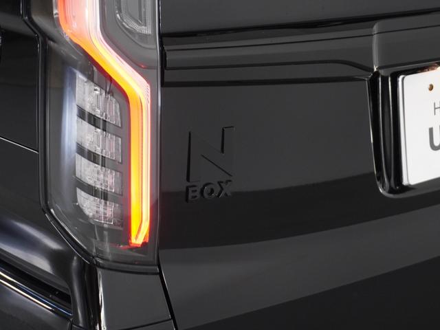 Ｎ－ＢＯＸカスタム Ｌターボスタイル＋ブラック　１オ－ナ－　ナビ　Ｒカメ　ＥＴＣ　両電扉　ＢＴ　地デジ　シートヒーター　ブラックアルミホイール　運転席ハイトアジャスターシート　合皮シート　インテリア内装ブラック　シートバックテーブル　サイドバイザー（45枚目）