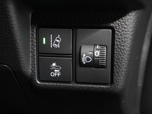 Ｎ－ＢＯＸカスタム Ｌターボスタイル＋ブラック　１オ－ナ－　ナビ　Ｒカメ　ＥＴＣ　両電扉　ＢＴ　地デジ　シートヒーター　ブラックアルミホイール　運転席ハイトアジャスターシート　合皮シート　インテリア内装ブラック　シートバックテーブル　サイドバイザー（54枚目）