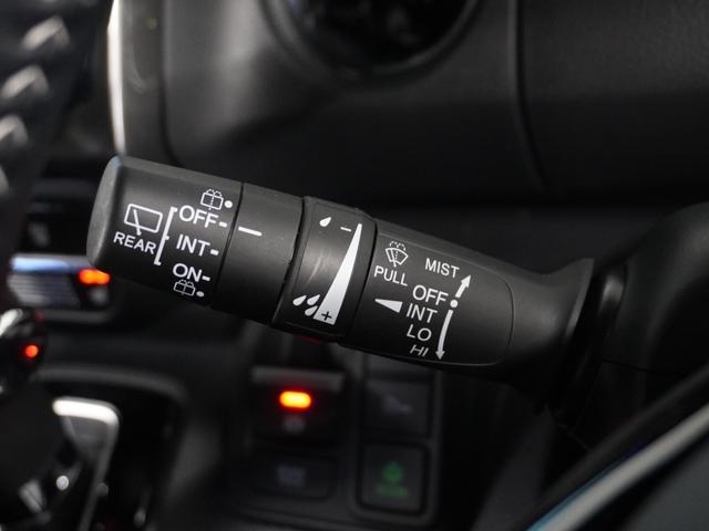 Ｎ－ＢＯＸカスタム Ｌターボスタイル＋ブラック　１オ－ナ－　ナビ　Ｒカメ　ＥＴＣ　両電扉　ＢＴ　地デジ　シートヒーター　ブラックアルミホイール　運転席ハイトアジャスターシート　合皮シート　インテリア内装ブラック　シートバックテーブル　サイドバイザー（57枚目）