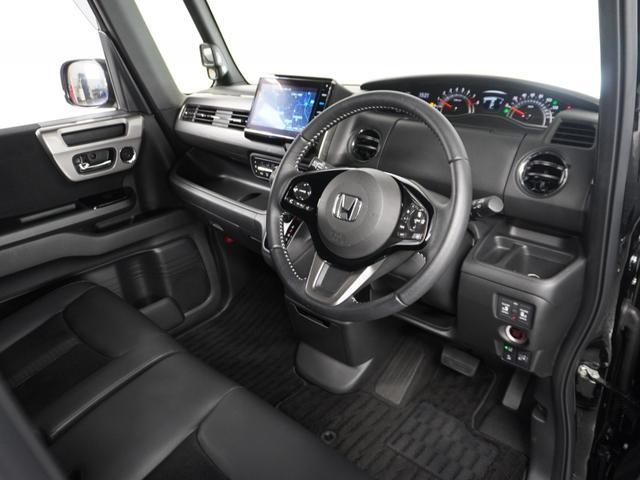 Ｎ－ＢＯＸカスタム Ｌターボスタイル＋ブラック　１オ－ナ－　ナビ　Ｒカメ　ＥＴＣ　両電扉　ＢＴ　地デジ　シートヒーター　ブラックアルミホイール　運転席ハイトアジャスターシート　合皮シート　インテリア内装ブラック　シートバックテーブル　サイドバイザー（73枚目）