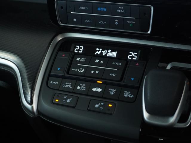 ステップワゴンスパーダ スパーダハイブリッドG・EXホンダセンシング 〇ナビ 後席モニタ 全周囲カメ ETC2.0 両電扉 BT 地デジ ドアバイザー わくわくゲート 三列シート 後席シェード シートヒーター 合皮コンビシート ウインカーミラー インテリア内装ブラック(10枚目)