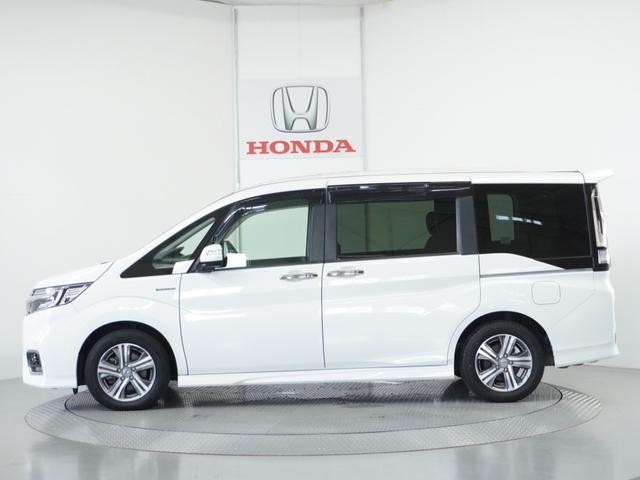 ステップワゴンスパーダ スパーダハイブリッドG・EXホンダセンシング 〇ナビ 後席モニタ 全周囲カメ ETC2.0 両電扉 BT 地デジ ドアバイザー わくわくゲート 三列シート 後席シェード シートヒーター 合皮コンビシート ウインカーミラー インテリア内装ブラック(16枚目)