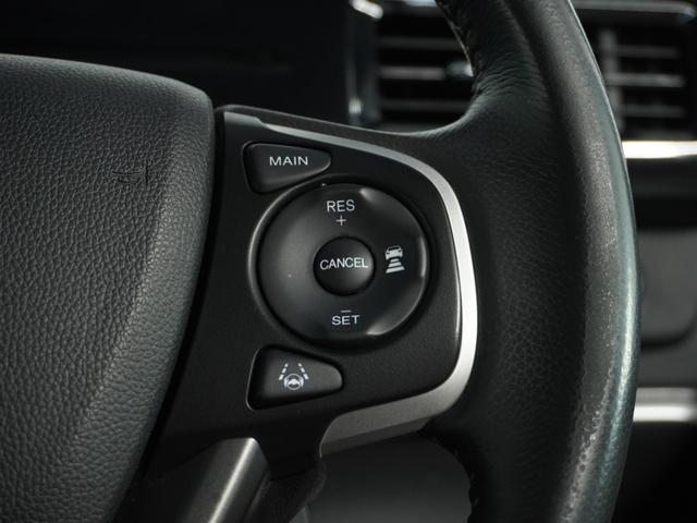 ステップワゴンスパーダ スパーダハイブリッドG・EXホンダセンシング 〇ナビ 後席モニタ 全周囲カメ ETC2.0 両電扉 BT 地デジ ドアバイザー わくわくゲート 三列シート 後席シェード シートヒーター 合皮コンビシート ウインカーミラー インテリア内装ブラック(22枚目)