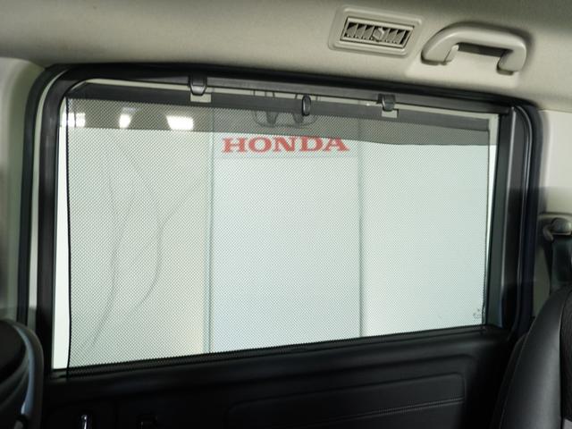 ステップワゴンスパーダ スパーダハイブリッドG・EXホンダセンシング 〇ナビ 後席モニタ 全周囲カメ ETC2.0 両電扉 BT 地デジ ドアバイザー わくわくゲート 三列シート 後席シェード シートヒーター 合皮コンビシート ウインカーミラー インテリア内装ブラック(25枚目)