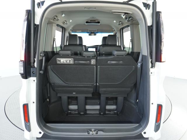 ステップワゴンスパーダ スパーダハイブリッドG・EXホンダセンシング 〇ナビ 後席モニタ 全周囲カメ ETC2.0 両電扉 BT 地デジ ドアバイザー わくわくゲート 三列シート 後席シェード シートヒーター 合皮コンビシート ウインカーミラー インテリア内装ブラック(42枚目)