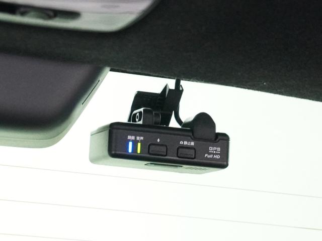 N-ONE RS 7インチ純正ナビ ドラレコ ETC バックカメラ アダプティブクルーズコントロール Bluetooth パドルシフト シートヒーター 障害物センサー オートハイビーム ツートンカラー 15インチアルミ(5枚目)