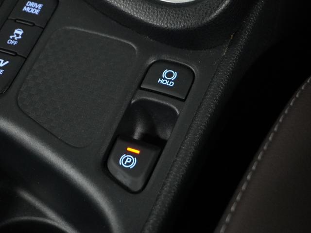 ヤリスクロス ハイブリッドＺ　ナビ　全周囲カメラ　ＢＴ接続　ＥＴＣ　クルコン　　ブラインドスポットモニター　液晶メーター　インテリア内装ブラウン　サイドバイザー　合皮コンビブラウンシート　ウインカーミラー　運転席パワーシート（55枚目）