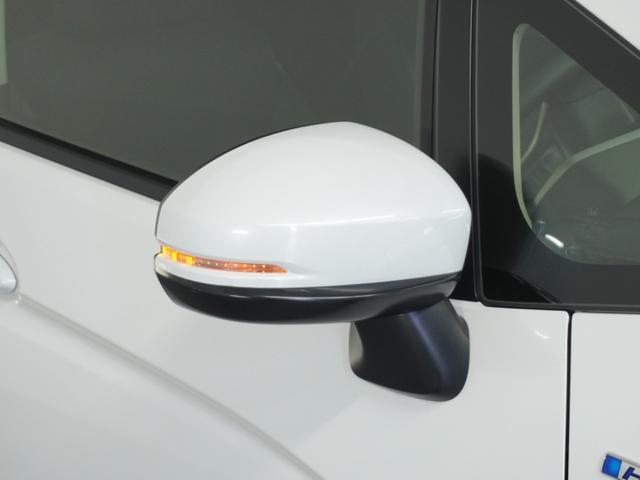 フィットハイブリッド Ｌホンダセンシング　１オ－ナ－　ナビ　Ｒカメ　Ｄレコ　ＥＴＣ　クルコン　ＢＴ　地デジ　サイドバイザー　合皮コンビシート　インテリア内装ブラック　サイドバイザー　モデューロアルミホイル　フロントグラデーションガラス（30枚目）
