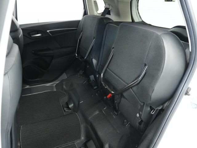 フィットハイブリッド Ｌホンダセンシング　１オ－ナ－　ナビ　Ｒカメ　Ｄレコ　ＥＴＣ　クルコン　ＢＴ　地デジ　サイドバイザー　合皮コンビシート　インテリア内装ブラック　サイドバイザー　モデューロアルミホイル　フロントグラデーションガラス（37枚目）