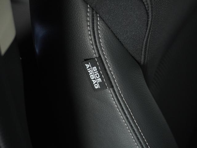 フィットハイブリッド Ｌホンダセンシング　１オ－ナ－　ナビ　Ｒカメ　Ｄレコ　ＥＴＣ　クルコン　ＢＴ　地デジ　サイドバイザー　合皮コンビシート　インテリア内装ブラック　サイドバイザー　モデューロアルミホイル　フロントグラデーションガラス（44枚目）