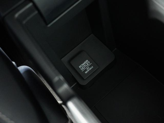 フィットハイブリッド Ｌホンダセンシング　１オ－ナ－　ナビ　Ｒカメ　Ｄレコ　ＥＴＣ　クルコン　ＢＴ　地デジ　サイドバイザー　合皮コンビシート　インテリア内装ブラック　サイドバイザー　モデューロアルミホイル　フロントグラデーションガラス（56枚目）