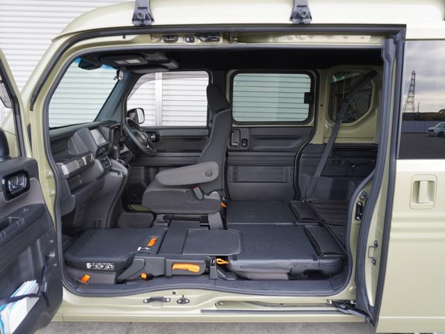 Ｎ－ＶＡＮ＋スタイル ファン・ターボホンダセンシング　ワンオーナー　８インチ純正ナビ　ＥＴＣ　バックカメラ　アダプティブクルーズコントロール　Ｂｌｕｅｔｏｏｔｈ　禁煙車　オートハイビーム　フルセグＴＶ　ＤＶＤ　衝突軽減ブレーキ　スマートキー　ＬＥＤライト（11枚目）
