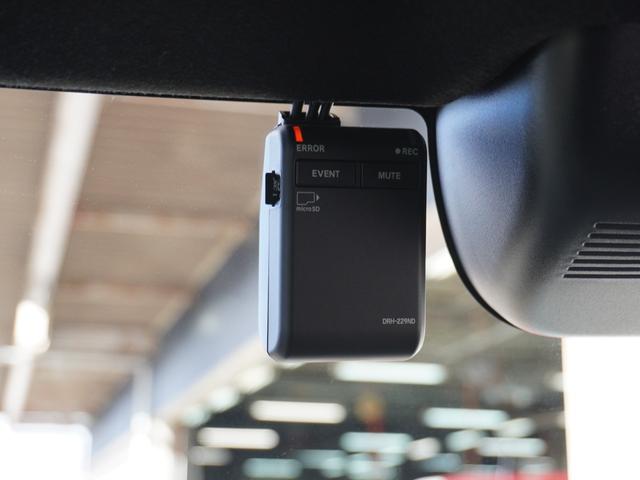 Ｎ－ＢＯＸカスタム ベースグレード　デモカー　９インチ純正ナビ　ドラレコ　ＥＴＣ　バックカメラ　両側電動スライドドア　渋滞追従クルーズ　　Ｂｌｕｅｔｏｏｔｈ　障害物センサー　シートヒーター　デイライト　オートライト　禁煙車　スペアキー有（5枚目）