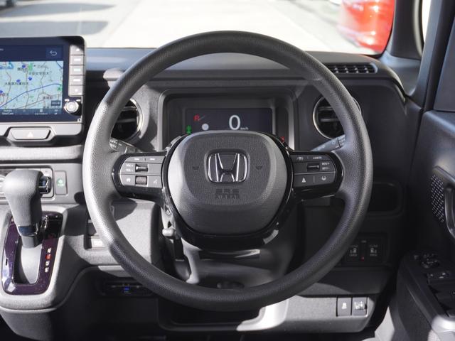 Ｎ－ＢＯＸカスタム ベースグレード　デモカー　９インチ純正ナビ　ドラレコ　ＥＴＣ　バックカメラ　両側電動スライドドア　渋滞追従クルーズ　　Ｂｌｕｅｔｏｏｔｈ　障害物センサー　シートヒーター　デイライト　オートライト　禁煙車　スペアキー有（9枚目）