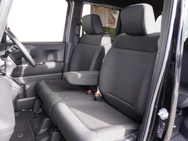 Ｎ－ＢＯＸカスタム ベースグレード　デモカー　９インチ純正ナビ　ドラレコ　ＥＴＣ　バックカメラ　両側電動スライドドア　渋滞追従クルーズ　　Ｂｌｕｅｔｏｏｔｈ　障害物センサー　シートヒーター　デイライト　オートライト　禁煙車　スペアキー有（12枚目）