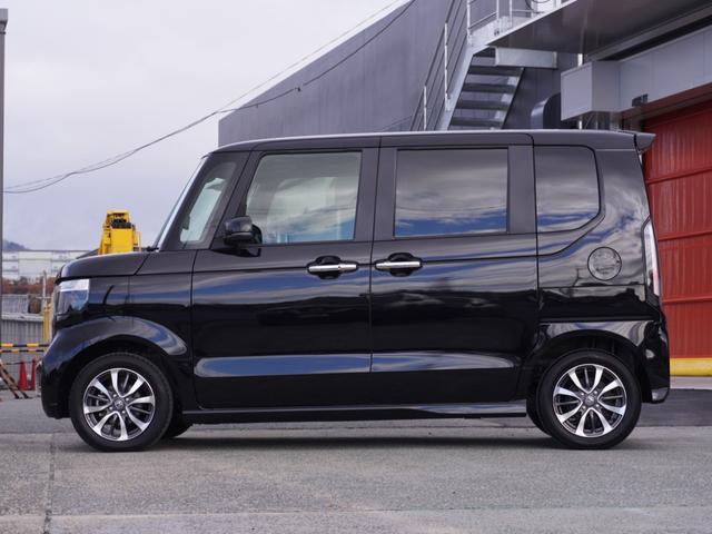 Ｎ－ＢＯＸカスタム ベースグレード　デモカー　９インチ純正ナビ　ドラレコ　ＥＴＣ　バックカメラ　両側電動スライドドア　渋滞追従クルーズ　　Ｂｌｕｅｔｏｏｔｈ　障害物センサー　シートヒーター　デイライト　オートライト　禁煙車　スペアキー有（16枚目）