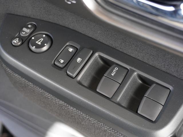 Ｎ－ＢＯＸカスタム ベースグレード　デモカー　９インチ純正ナビ　ドラレコ　ＥＴＣ　バックカメラ　両側電動スライドドア　渋滞追従クルーズ　　Ｂｌｕｅｔｏｏｔｈ　障害物センサー　シートヒーター　デイライト　オートライト　禁煙車　スペアキー有（43枚目）