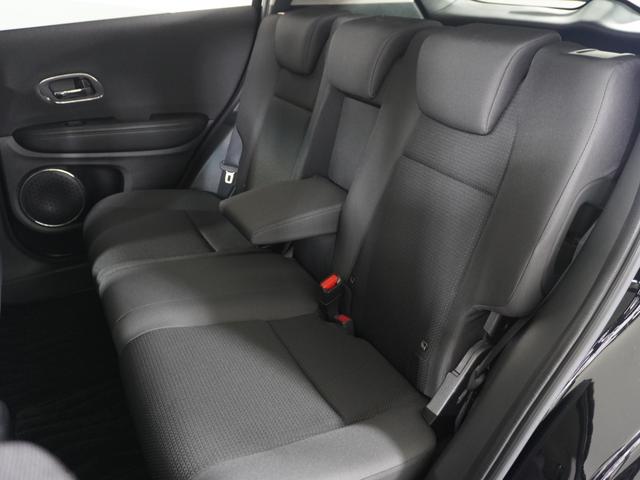 ヴェゼル ハイブリッドＸ・ホンダセンシング　ワンオーナー　７インチ純正ナビ　ＥＴＣ　バックカメラ　アダプティブクルーズコントロール　Ｂｌｕｅｔｏｏｔｈ　パドルシフト　１６インチ純正アルミホイール　禁煙車　フルセグＴＶ　ＤＶＤ　ＬＥＤヘッドライト（10枚目）