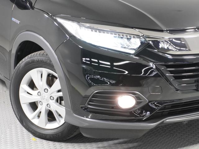 ヴェゼル ハイブリッドＸ・ホンダセンシング　ワンオーナー　７インチ純正ナビ　ＥＴＣ　バックカメラ　アダプティブクルーズコントロール　Ｂｌｕｅｔｏｏｔｈ　パドルシフト　１６インチ純正アルミホイール　禁煙車　フルセグＴＶ　ＤＶＤ　ＬＥＤヘッドライト（31枚目）