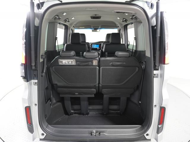 �t����Ԃł���������ו������[�o���郉�Q�b�W�X�y�[�X�ł��B���i�̔������ł����炵������ς߂�\���ȉ׎��X�y�[�X���m�ۂ��Ă��܂��B