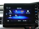 Ｇ・Ｌターボホンダセンシング　１オ－ナ－　ナビ　Ｒカメ　Ｄレコ　ＥＴＣ　両電扉　ＢＴ　地デジ　後席シェード　サイドバイザー　パドルシフト　ＬＥＤヘッドライト　革巻ステアリング　シートヒーター　ターボ　１５インチアルミホイール（27枚目）
