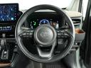 シエンタ ハイブリッドＺ　１オ－ナ－　ナビ　全周囲カメ　ＥＴＣ　両電扉　ＢＴ　地デジ　後席サーキュレーター　ステアリングヒーター　後席シェード　アースカラー　ブラインドスポットモニター　シートバックテーブル　シートヒーター（8枚目）