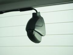 ◆前後ドライブレコーダー◆映像・音声などを記録する自動車用の装置です。　もしもの事故の際の記録はもちろん、旅行の際の思い出としてドライブの映像を楽しむことができます。 5