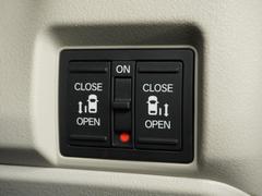 ��ξ¦��ư���饤�ɥɥ���������־�Ǥ���ߤ꤬�ڡ��������ͤ��٤μ֤˥ɥ������ƤƤ��ޤ����ۤ⤴�����ޤ��󡪾����ʤ�����Ϣ������⤳��ǰ¿��� 7