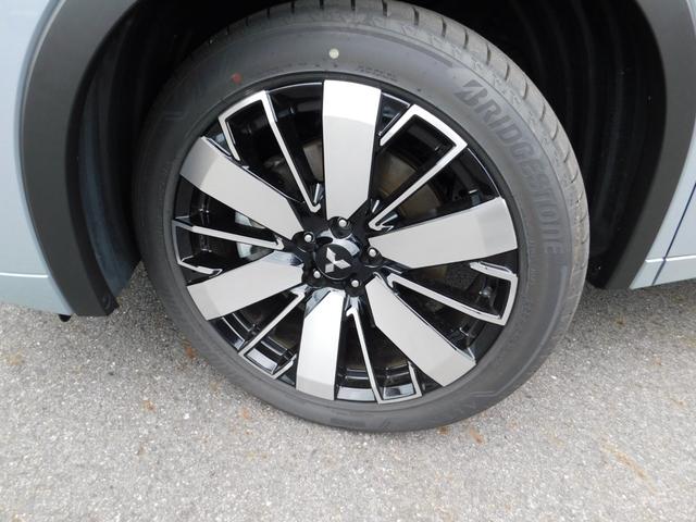 アウトランダーＰＨＥＶ Ｐエグゼクティブパッケージ　セミアニリンレザーシート（ブリックブラウン色）　ダイナミックサウンドヤマハアルティメート（１２スピーカー　デュアルアンプ）　スマホ連携ナビ　マルチアラウンドモニター　デジタルルームミラー（13枚目）