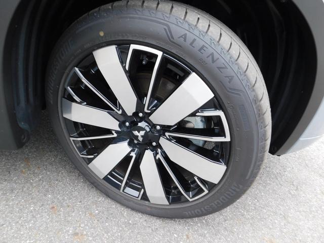 アウトランダーＰＨＥＶ Ｐエグゼクティブパッケージ　セミアニリンレザーシート（ブリックブラウン色）　ダイナミックサウンドヤマハアルティメート（１２スピーカー　デュアルアンプ）　スマホ連携ナビ　マルチアラウンドモニター　デジタルルームミラー（31枚目）