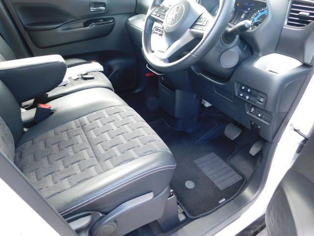 デリカミニ T プレミアム ターボエンジン 4WD 衝突被害軽減ブレーキ 踏み間違い防止 マイパイロット 9インチ純正ナビゲーション マルチアラウンドモニター フルセグテレビ シートヒーター 両側電動スライドドア 禁煙車(13枚目)