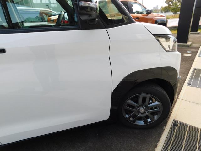 デリカミニ T プレミアム ターボエンジン 4WD 衝突被害軽減ブレーキ 踏み間違い防止 マイパイロット 9インチ純正ナビゲーション マルチアラウンドモニター フルセグテレビ シートヒーター 両側電動スライドドア 禁煙車(26枚目)