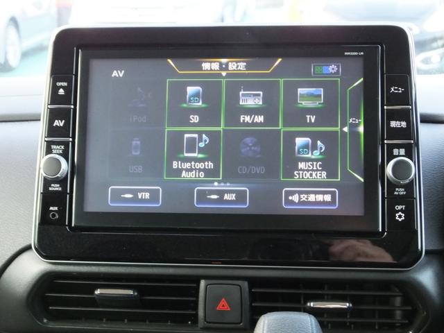 �i�r�@�\�ɕ����āA�a�����������������I�[�f�B�I��r�c�J�[�h�Đ��A�c�u�c�Đ��Ȃǂ̃G���^���@�\���[�����Ă���܂��B