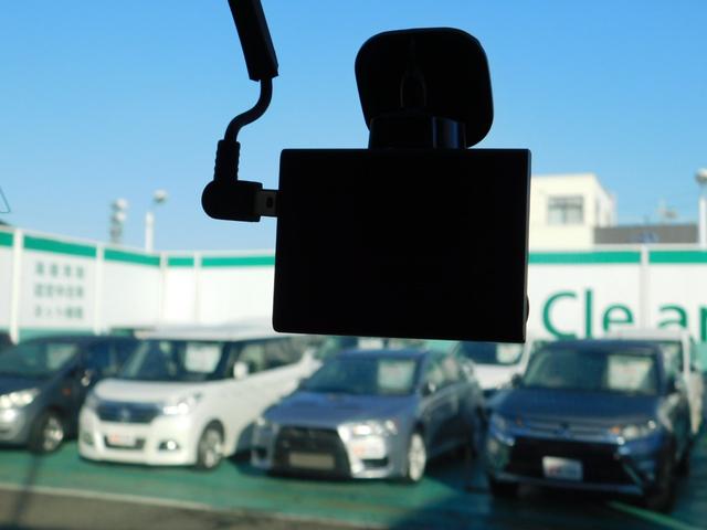 ���s�e���h���C�u���R�[�_�[����