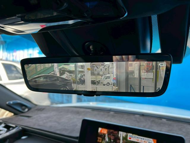 ハリアーＰＨＥＶ Ｚ　モデリスタ　調光パノラマルーフ　寒冷地　純ナビ　全周Ｃ　ＪＢＬサウンド　ＡＣＣ　レーンキープ　プリクラ　ＢＳＭ　黒革　Ｐシート　シートＨ　エアシート　ステアリングＨ　ＨＵＤ　純正デジタルインナーミラー（12枚目）