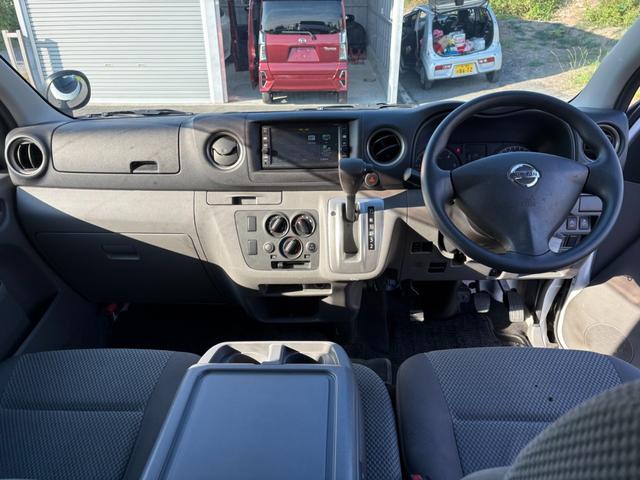 ＮＶ３５０キャラバンバン ロングＤＸターボ　４ＡＴ　衝突軽減ブレーキ　横滑り防止　純正ナビ　フルセグ　Ｂｌｕｅｔｏｏｔｈ接続可　ラジオ　バックカメラ　マニュアルエアコン　ＥＴＣ　前席パワーウィンドウ　純正キーレス（29枚目）