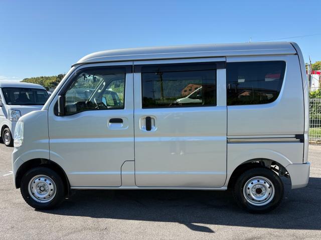 ＮＶ１００クリッパーバン ＤＸ　ＧＬパッケージ　５ＡＧＳ車　２ｎｄ発進　純正ラジオ　ＥＴＣ　ドライブレコーダー　ミラー型バックカメラ　マニュアルエアコン　前席パワーウィンドウ　純正キーレス（9枚目）