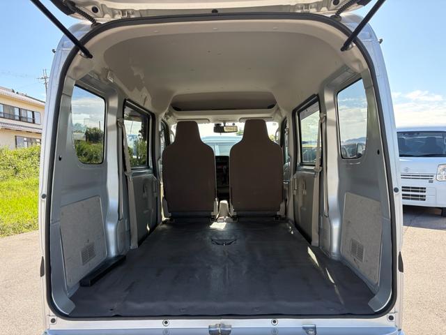 ＮＶ１００クリッパーバン ＤＸ　ＧＬパッケージ　５ＡＧＳ車　２ｎｄ発進　純正ラジオ　ＥＴＣ　ドライブレコーダー　ミラー型バックカメラ　マニュアルエアコン　前席パワーウィンドウ　純正キーレス（28枚目）