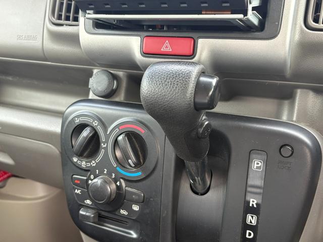 スクラム バスター 4AT 衝突軽減ブレーキ 横滑り防止 パーキングアシスト 社外ナビ Bluetooth接続可 ラジオ バックカメラ ETC マニュアルエアコン 電格ミラー 全席パワーウィンドウ 純正キーレス(34枚目)