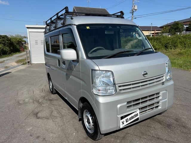 ＮＶ１００クリッパーバン ＤＸ　ＧＬセーフティパッケージ　４ＡＴ　衝突軽減ブレーキ　横滑り防止　パーキングアシスト　純正ナビ　フルセグ　Ｂｌｕｅｔｏｏｔｈ接続可　ラジオ　バックカメラ　ＥＴＣ　ドライブレコーダー　マニュアルエアコン　前席パワーウィンドウ（4枚目）