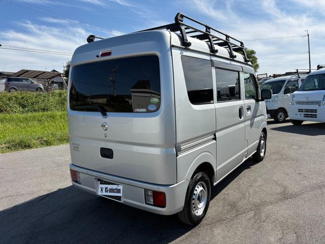 ＮＶ１００クリッパーバン ＤＸ　ＧＬセーフティパッケージ　４ＡＴ　衝突軽減ブレーキ　横滑り防止　パーキングアシスト　純正ナビ　フルセグ　Ｂｌｕｅｔｏｏｔｈ接続可　ラジオ　バックカメラ　ＥＴＣ　ドライブレコーダー　マニュアルエアコン　前席パワーウィンドウ（6枚目）
