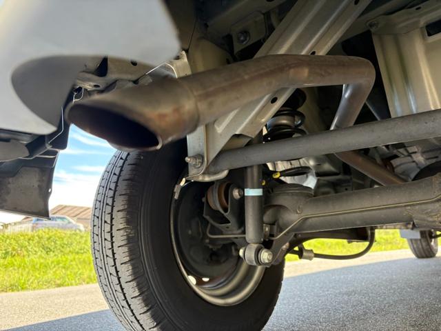 ＮＶ１００クリッパーバン ＤＸ　ＧＬセーフティパッケージ　４ＡＴ　衝突軽減ブレーキ　横滑り防止　パーキングアシスト　純正ナビ　フルセグ　Ｂｌｕｅｔｏｏｔｈ接続可　ラジオ　バックカメラ　ＥＴＣ　ドライブレコーダー　マニュアルエアコン　前席パワーウィンドウ（15枚目）