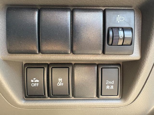 エブリイ ＰＡ　５ＡＧＳ車　衝突軽減ブレーキ　横滑り防止　２ｎｄ発進　純正ラジオ　ＥＴＣ　マニュアルエアコン　純正キーレス（31枚目）