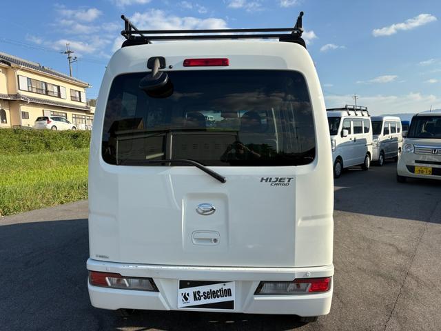 ハイゼットカーゴ  セパレート2シーターSAIII 4AT 衝突軽減ブレーキ 横滑り防止 アイドリングストップ ETC マニュアルエアコン 純正キー(7枚目)