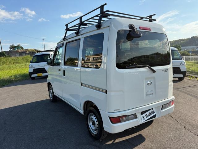 ハイゼットカーゴ  セパレート2シーターSAIII 4AT 衝突軽減ブレーキ 横滑り防止 アイドリングストップ ETC マニュアルエアコン 純正キー(8枚目)